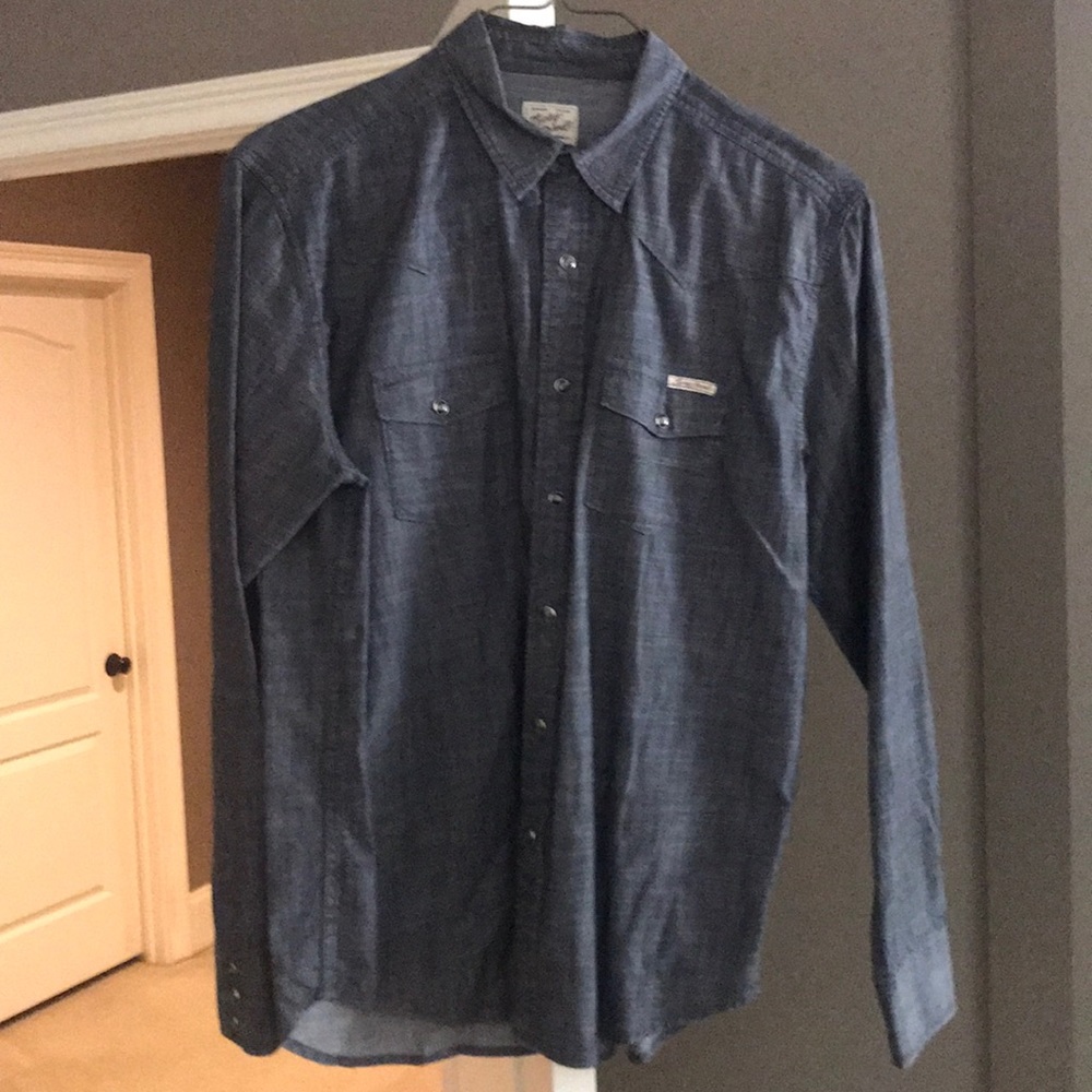 Men’s Lucky Brand long sleeve button down shirt
